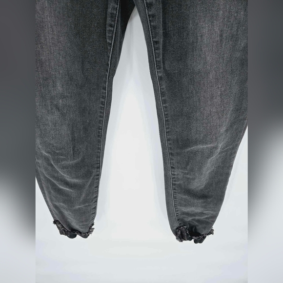 Judy Blue Skinny Fit Charcoal Destroyed Hem Jeans size 27 - Picture 11 of 12